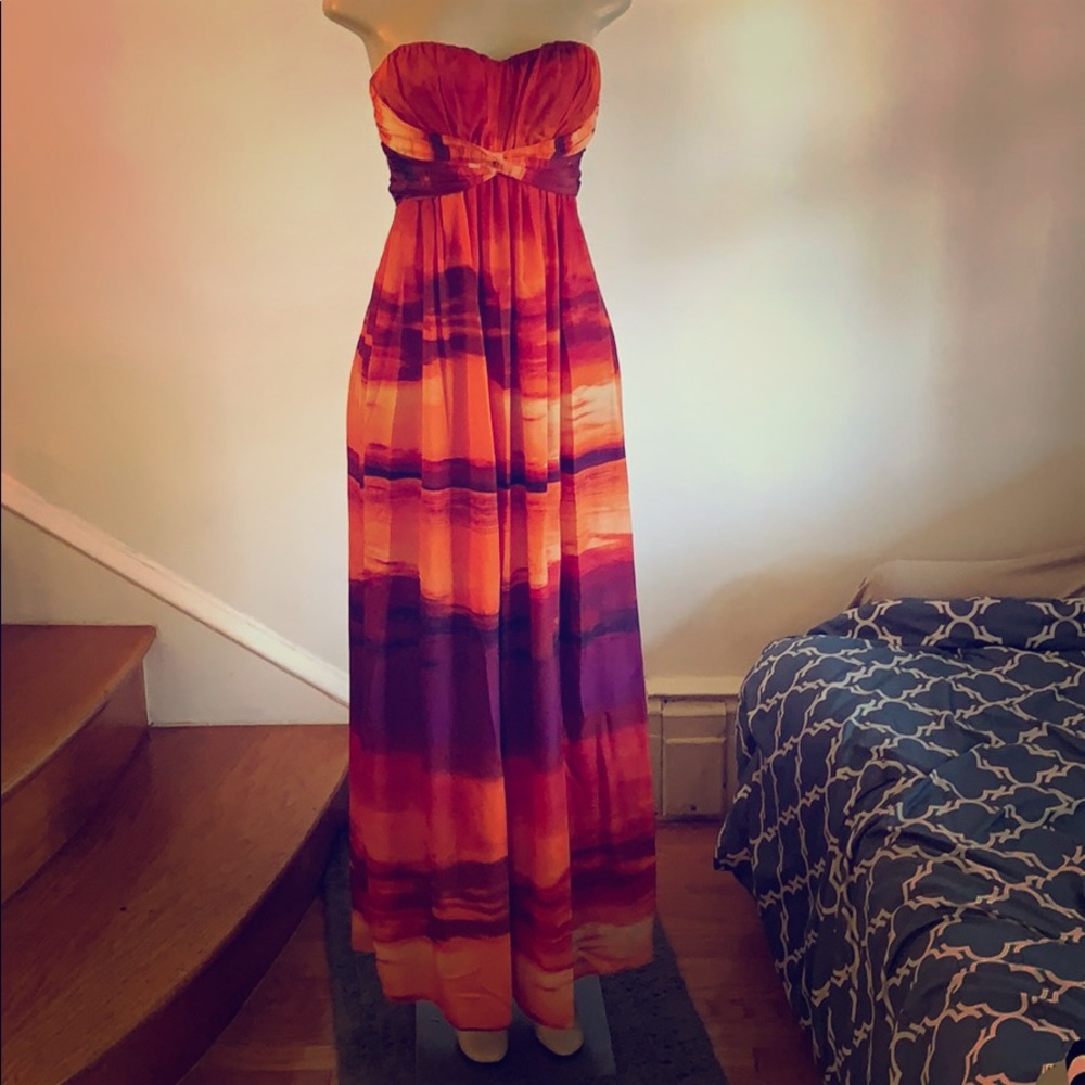 [Jessica Simpson] Sunset 🌅 Gown